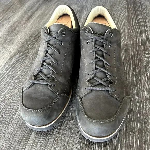 Asolo Town GV Nubuck Gore-Tex Low Hiking Shoe Vibram Sole Brown Approach Outdoor